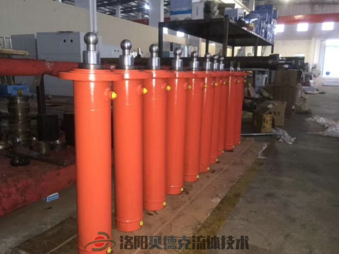 液壓油缸拆卸方法是什么